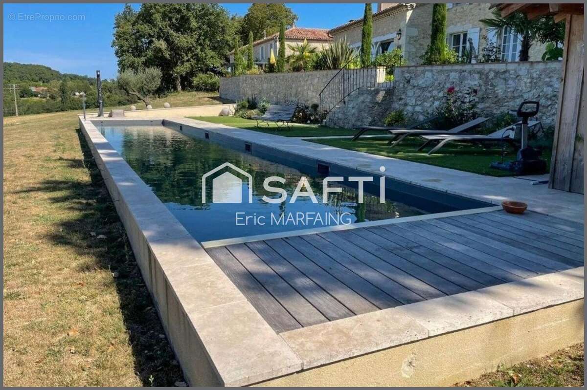 Maison 557 m² à Larressingle  - photo 4