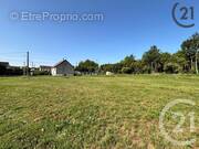 Terrain à LECHELLE