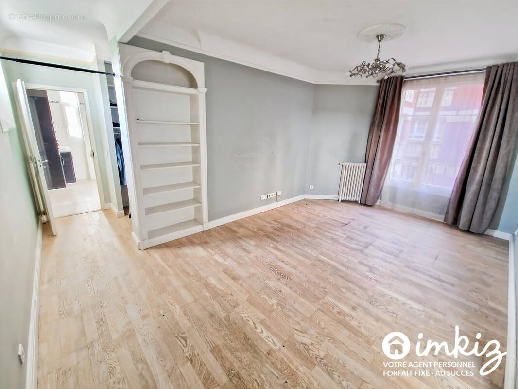 Appartement à ASNIERES-SUR-SEINE
