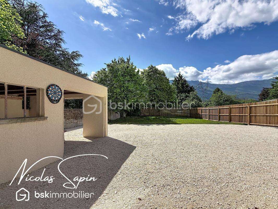 Maison à VIF