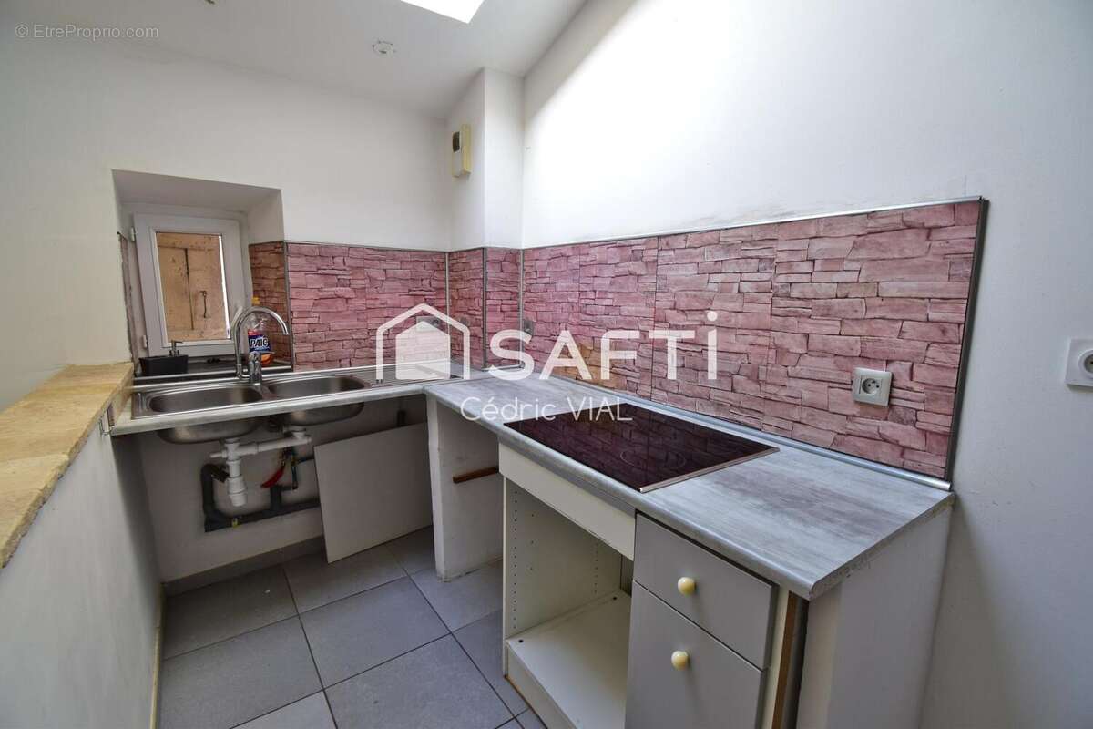 Maison 74 m² à Mezel  - photo 3