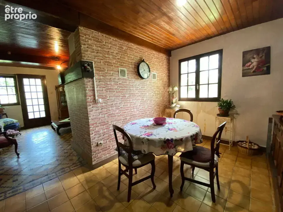 #maison #gîtes #commerce #gers #cazaubon #32150