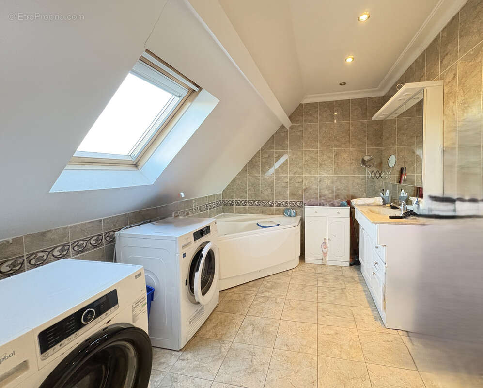 Jolie maison récente de 120 m2 au cœur d'Ormesson - photo 13