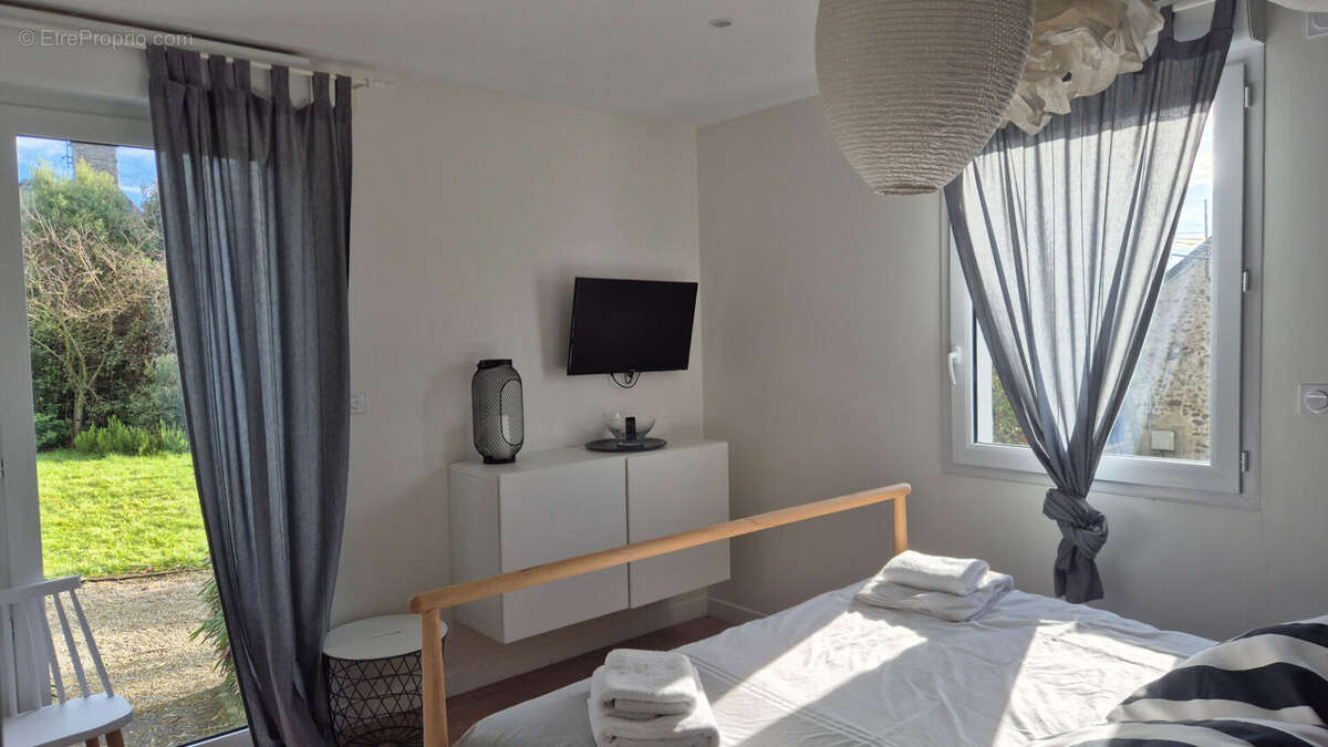 Maison à AUMEVILLE-LESTRE