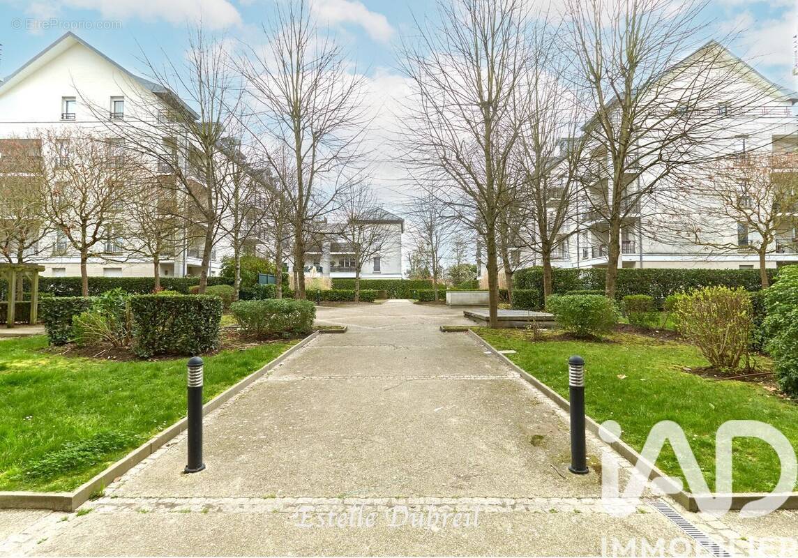 Photo 1 - Appartement à GUYANCOURT