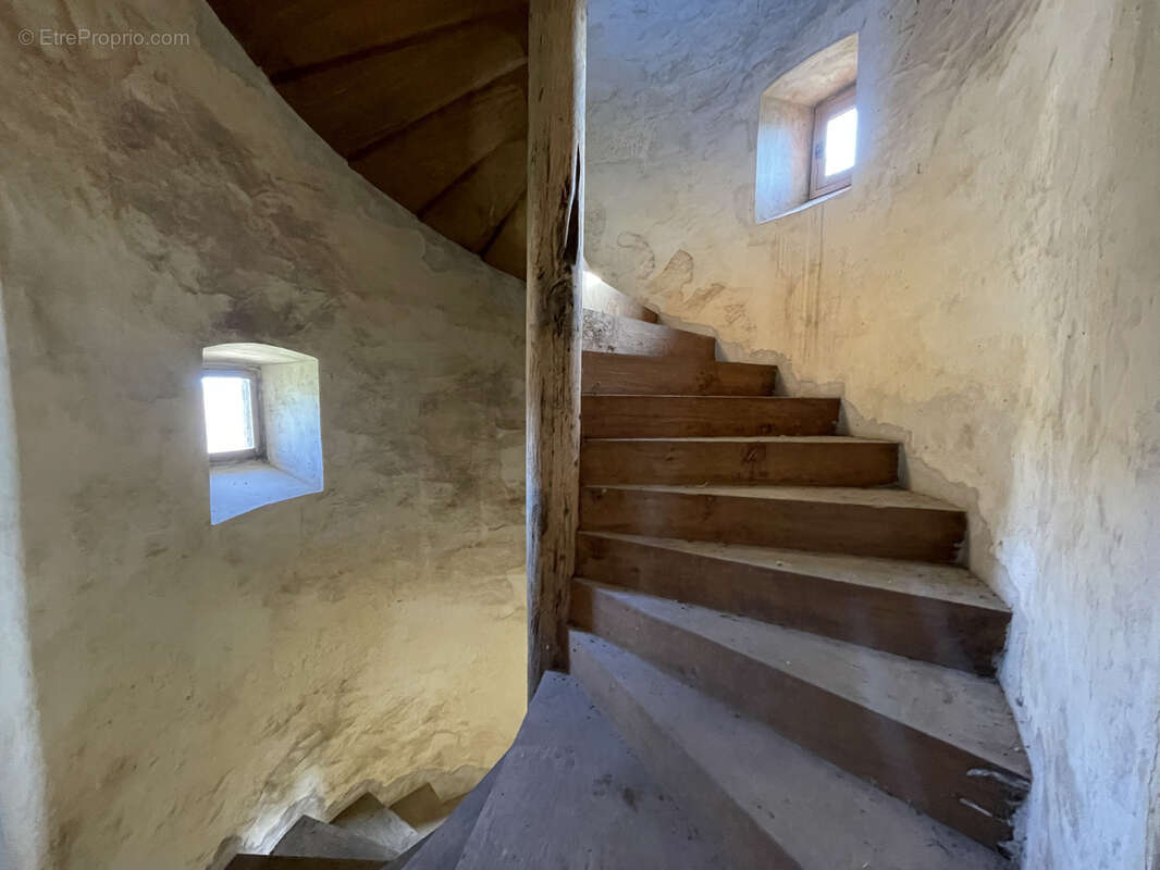 Maison à CONLIE