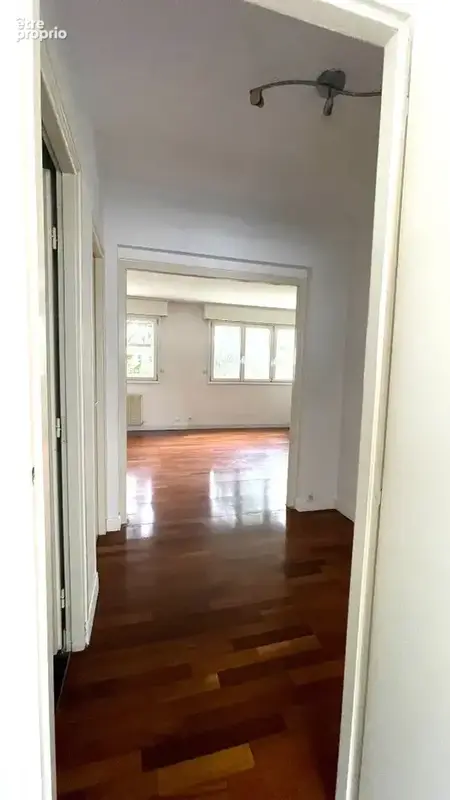 Appartement Lille 2 pièces 53 m2 avec Garage et Cave - photo 6