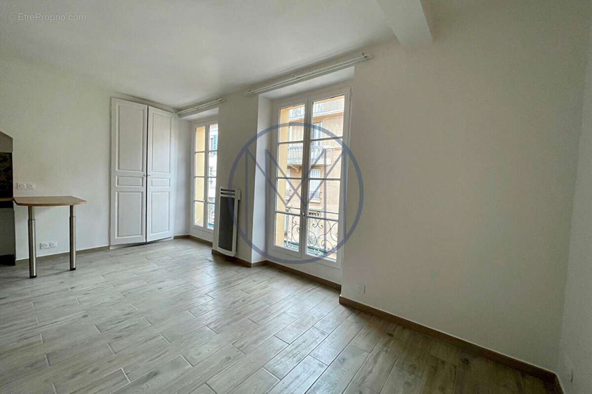 Appartement à VERSAILLES