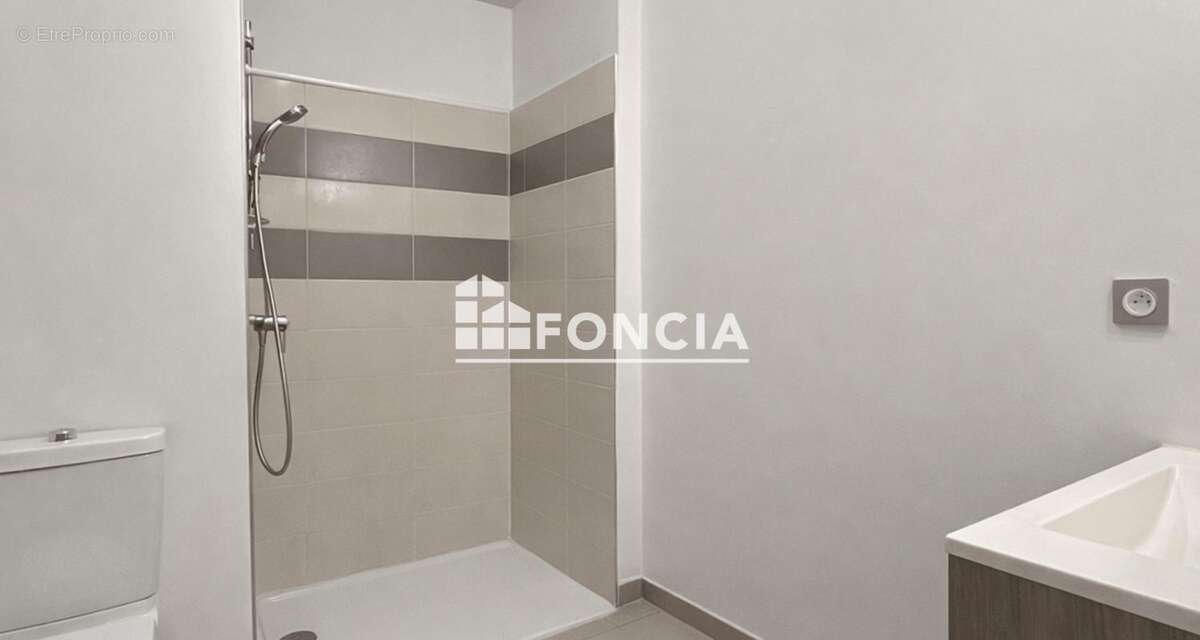 A vendre grand studio lumineux dans residence recente - photo 5