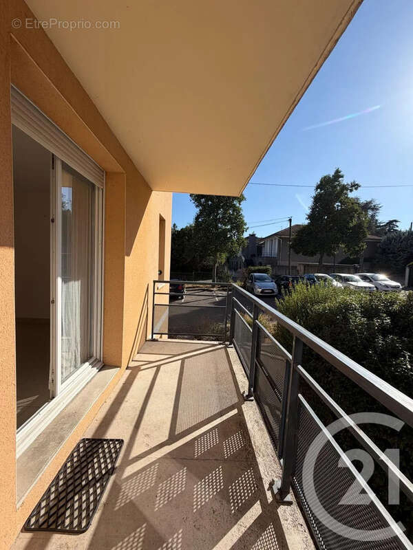Appartement 54 m² à Annonay  - photo 2
