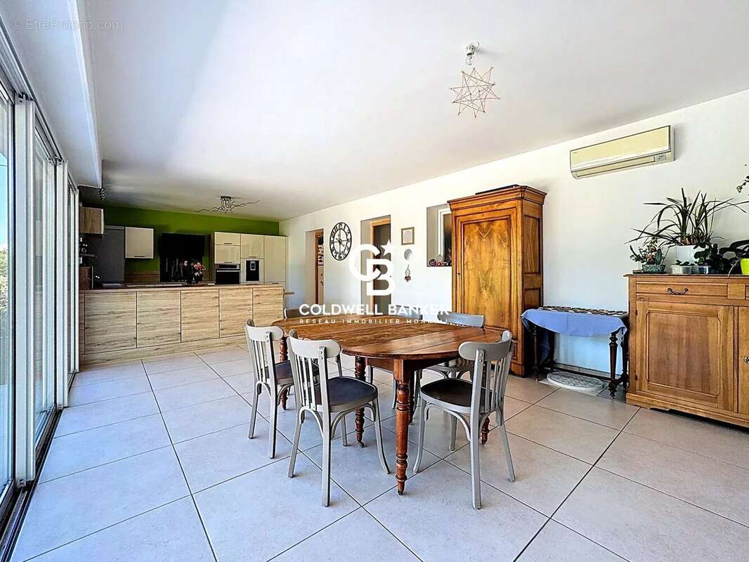 Maison à PUGET-SUR-ARGENS