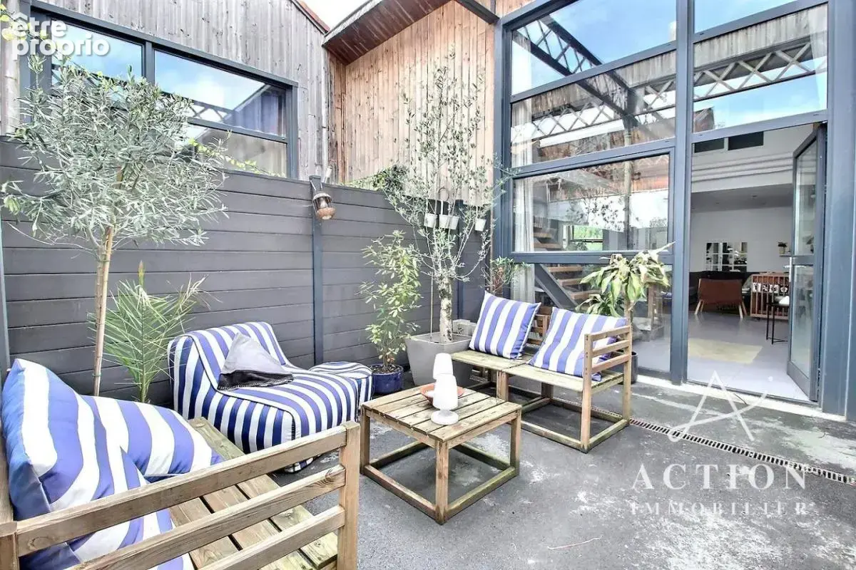 Loft unique de 135 m² – Volume, lumière, extérieur cocooning et parking - photo 5