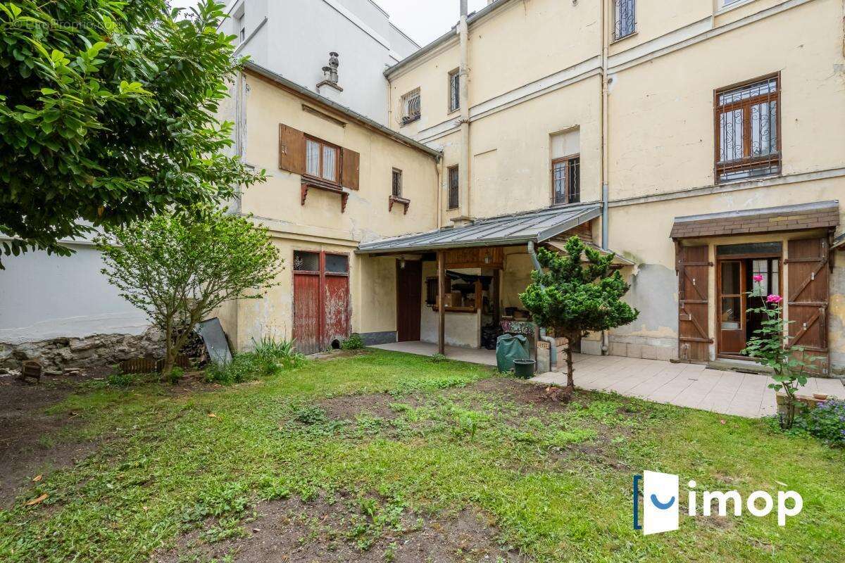 Appartement à SAINT-DENIS