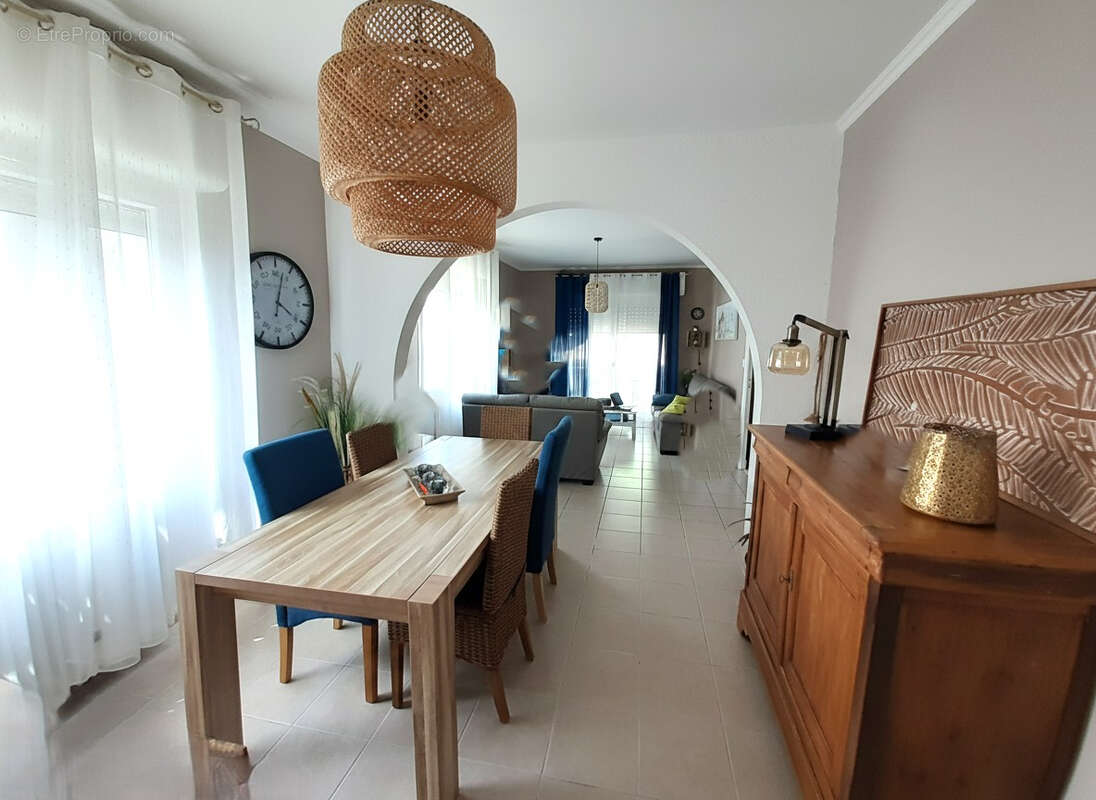 Maison de plain-pied avec dépendance et piscine de 140 m² - Quartier recherché à Mont-de-Marsan - photo 2