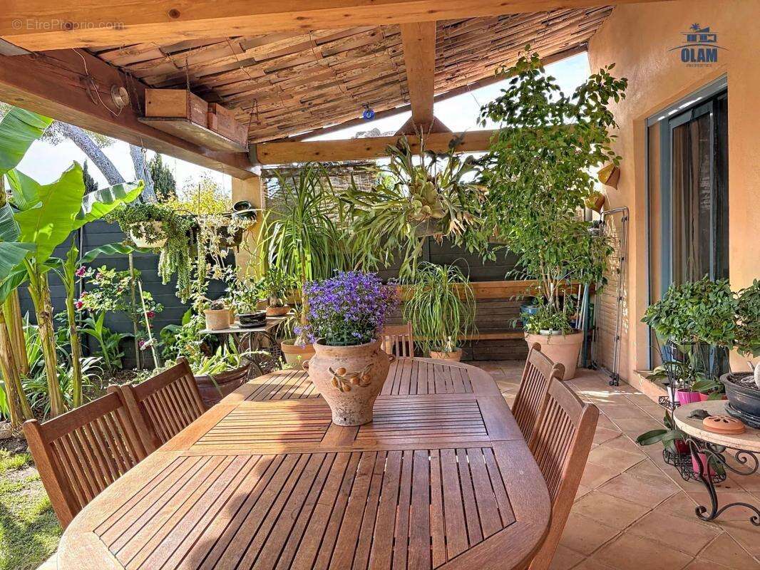 Maison à BIOT