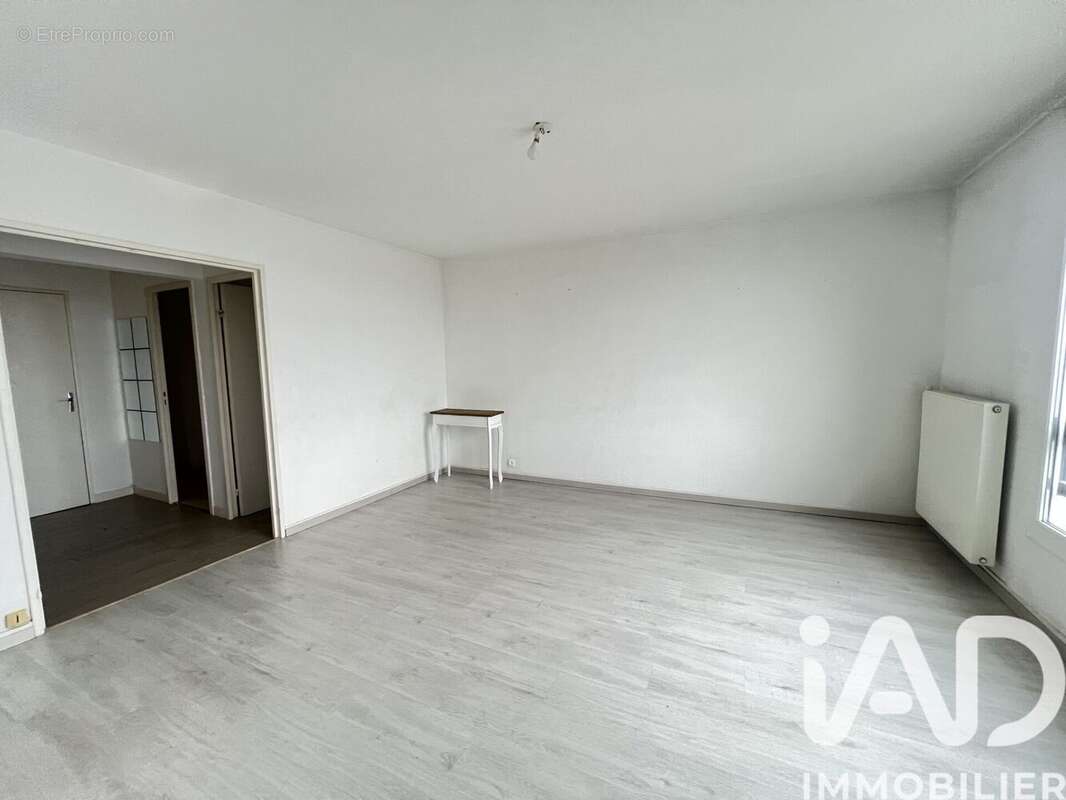 Photo 3 - Appartement à CHARLEVILLE-MEZIERES