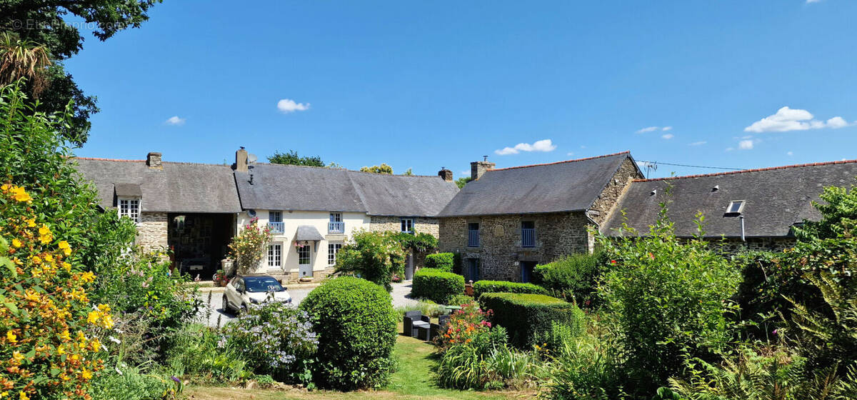 Maison à MERDRIGNAC