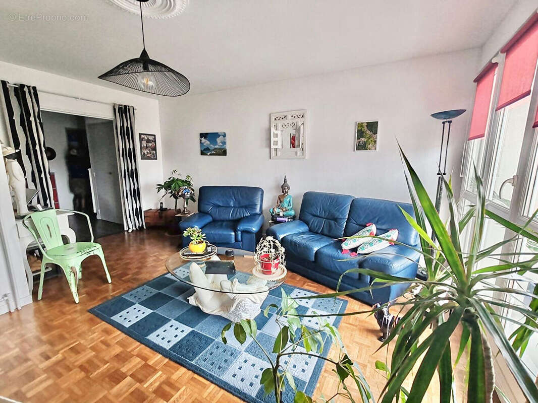 Appartement à SAINT-SEBASTIEN-SUR-LOIRE