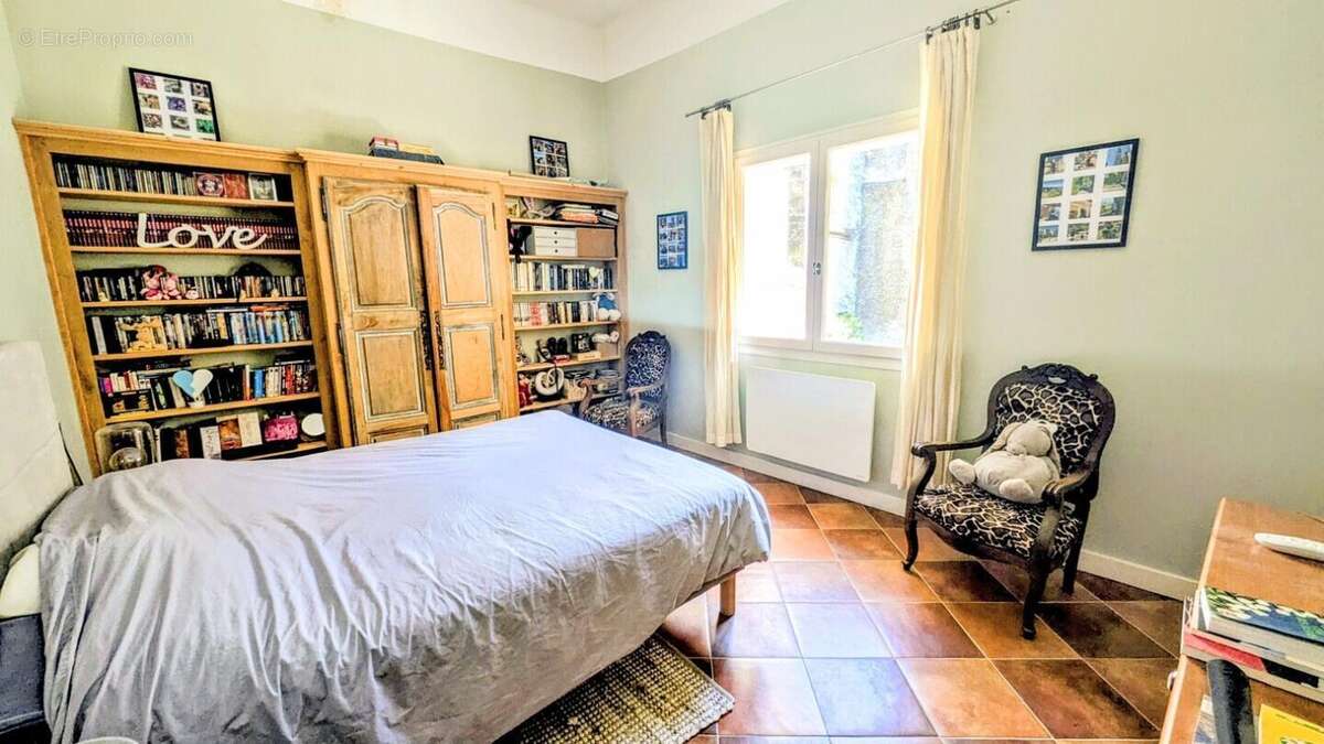 Maison à CUCURON