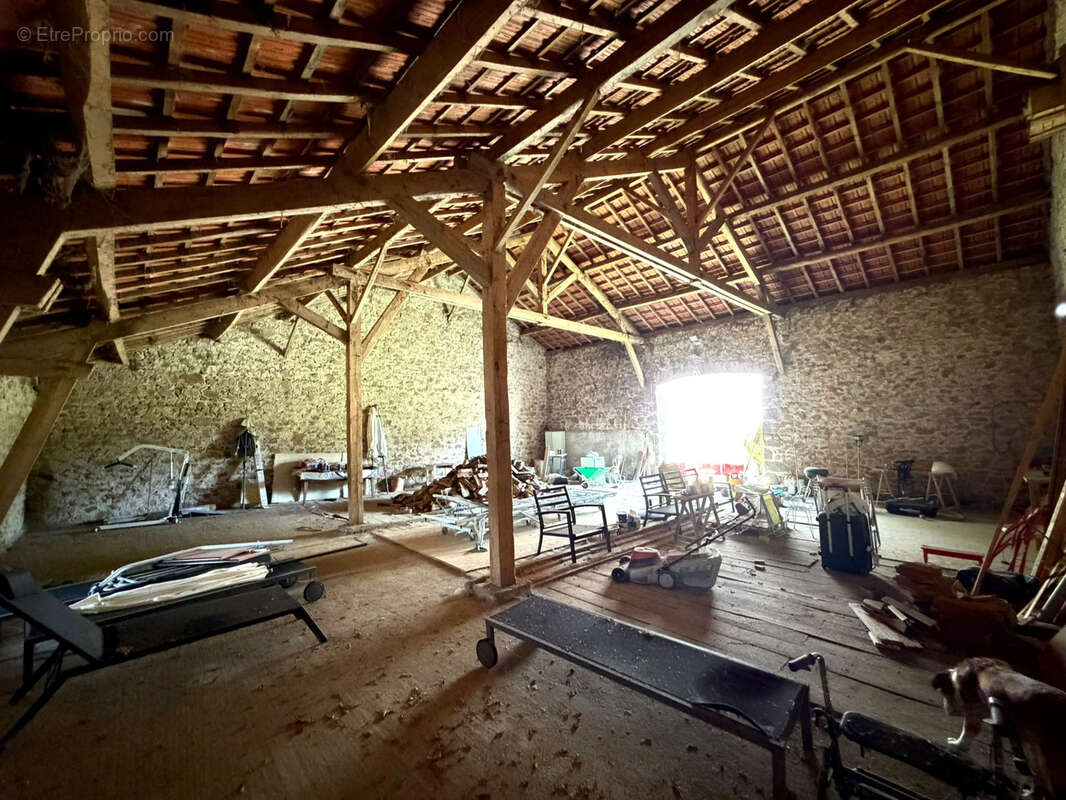 Maison de campagne meublée équipée pmr avec grandes dépendances - photo 5