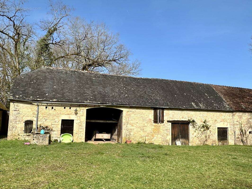 Maison à SARRAZAC