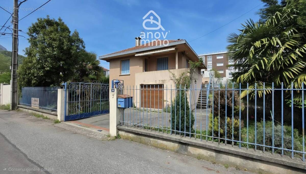 Maison à ECHIROLLES