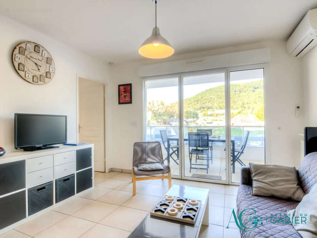 Appartement à CARQUEIRANNE