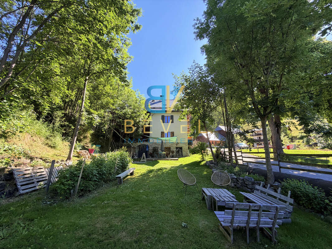 À vendre   exclusivité saint-françois-longchamp   (montaimont)  ancien corps de ferme rénové   110 m2 habitabl - photo 4