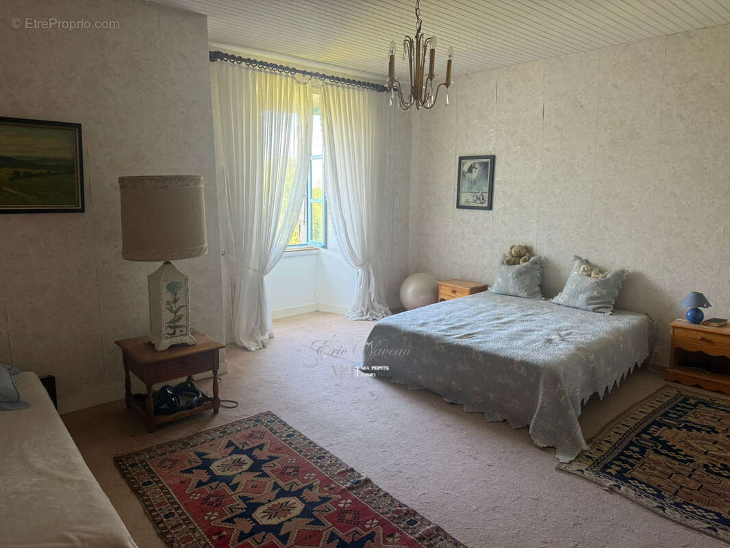Maison à LA COQUILLE