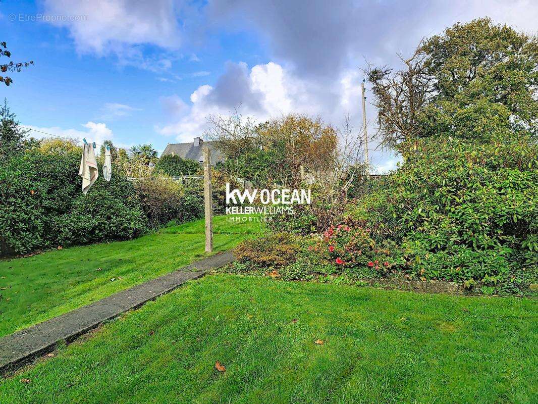 Maison à LANDIVISIAU