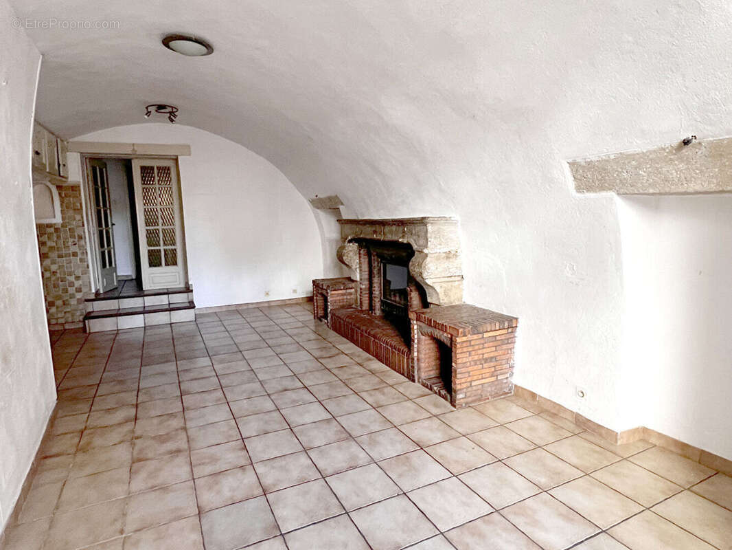 Maison à EYGUIERES