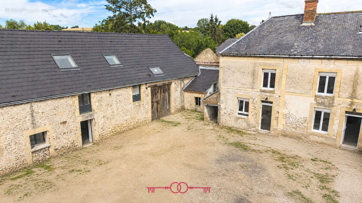 Ensemble immobilier de caractère à Montigny-sur-Vesle : 2 maisons, dépendances et fort potentiel - photo 9