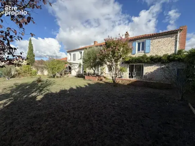 Maison en pierres avec jardin proche des commerces - photo 17