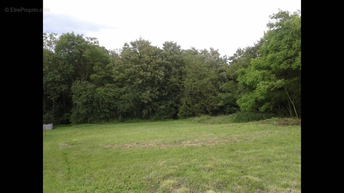 Terrain à ORVAL