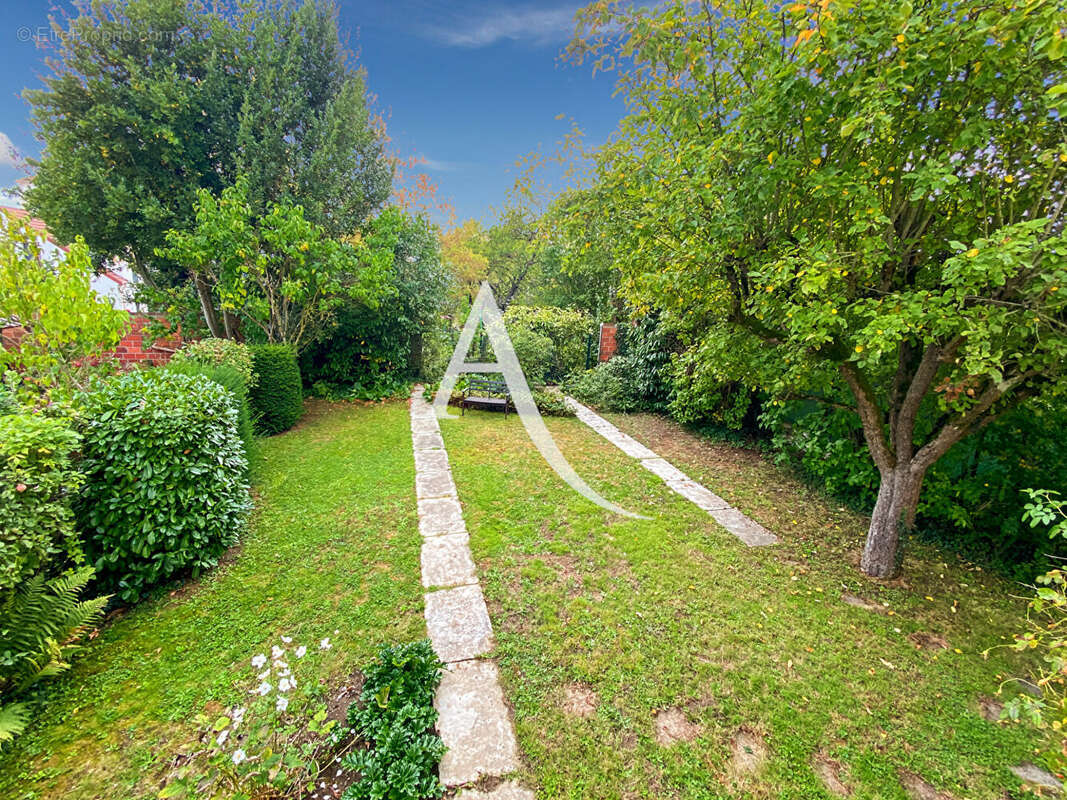 Maison à BOIS-D&#039;ARCY
