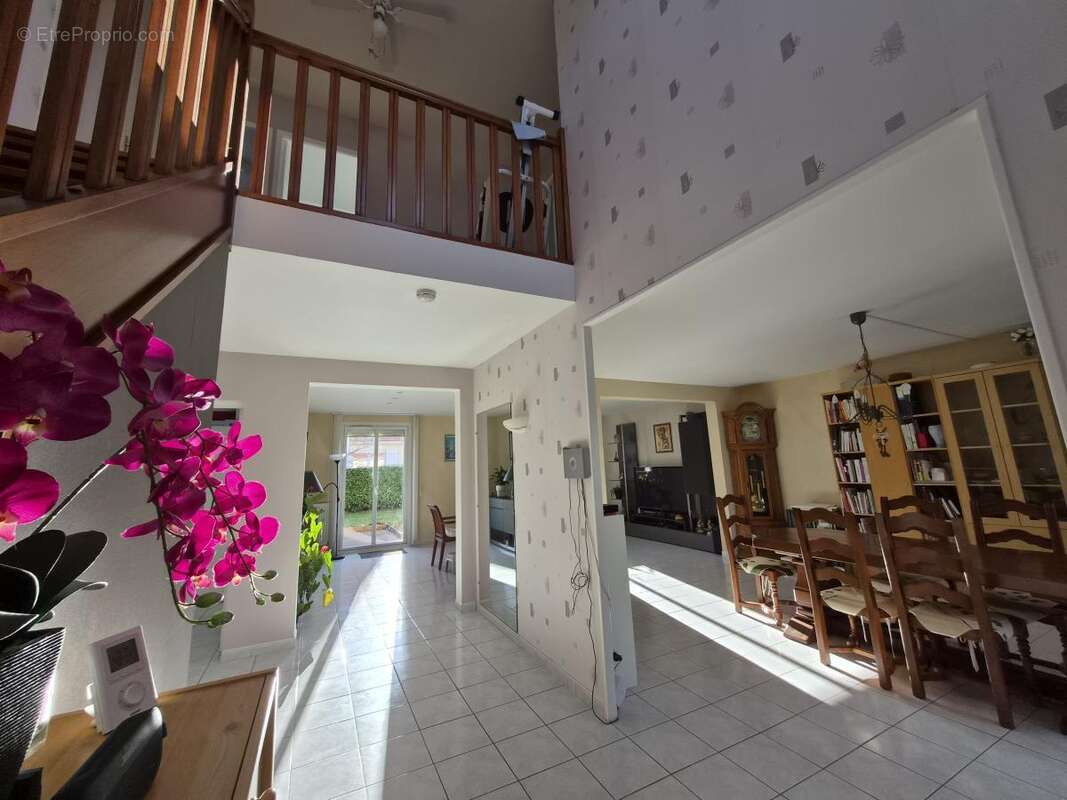 Maison à GONDREVILLE