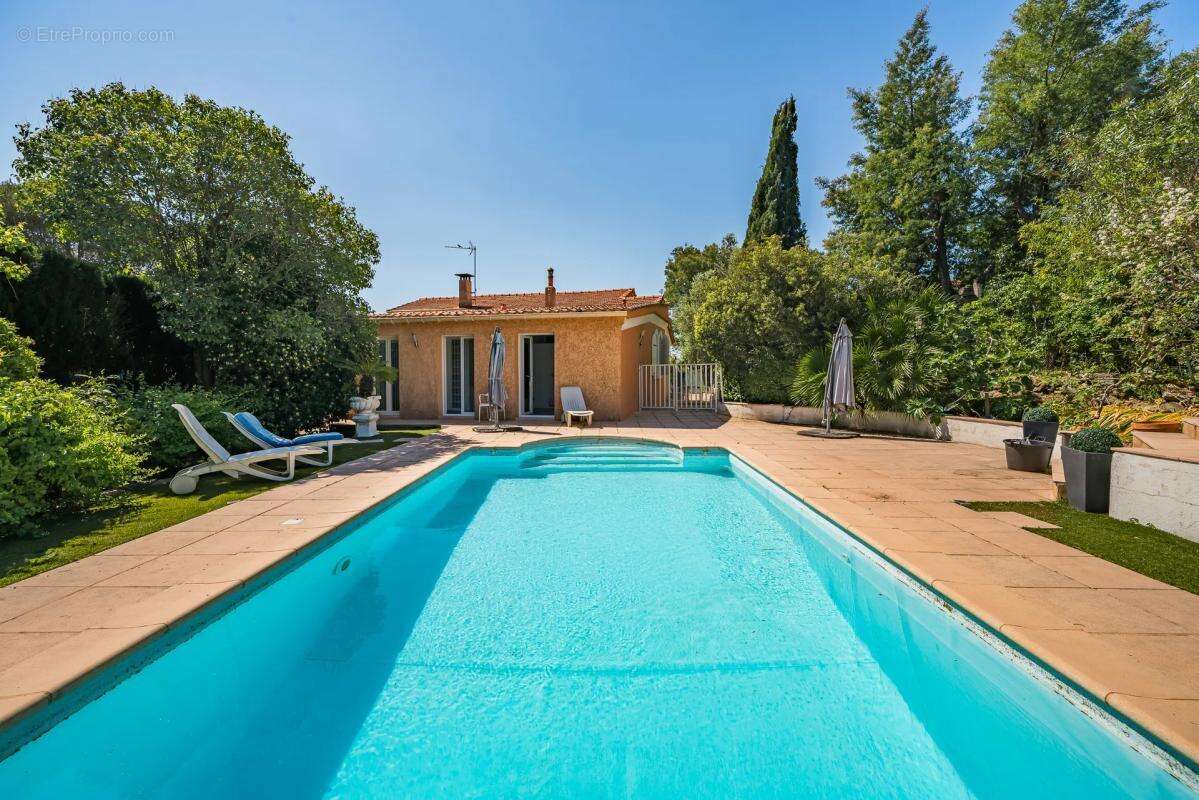 Maison à SAINT-RAPHAEL