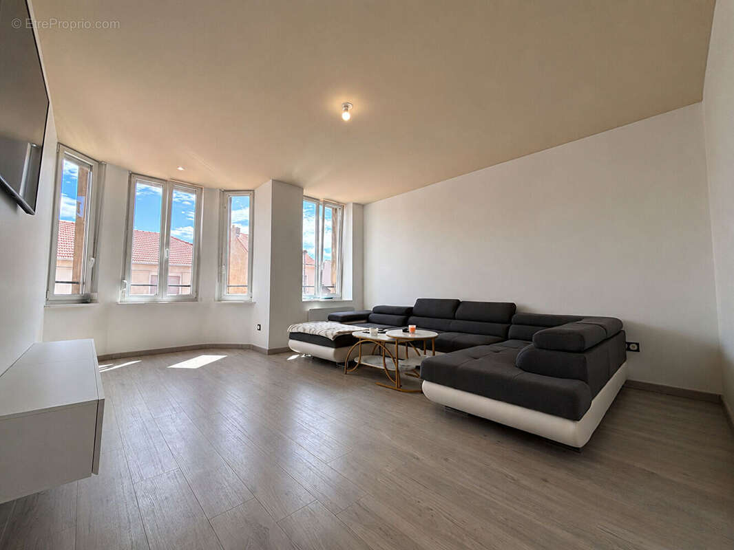Appartement 3 pièces rénové avec jardin privatif à Maizières-lès-Metz - photo 2
