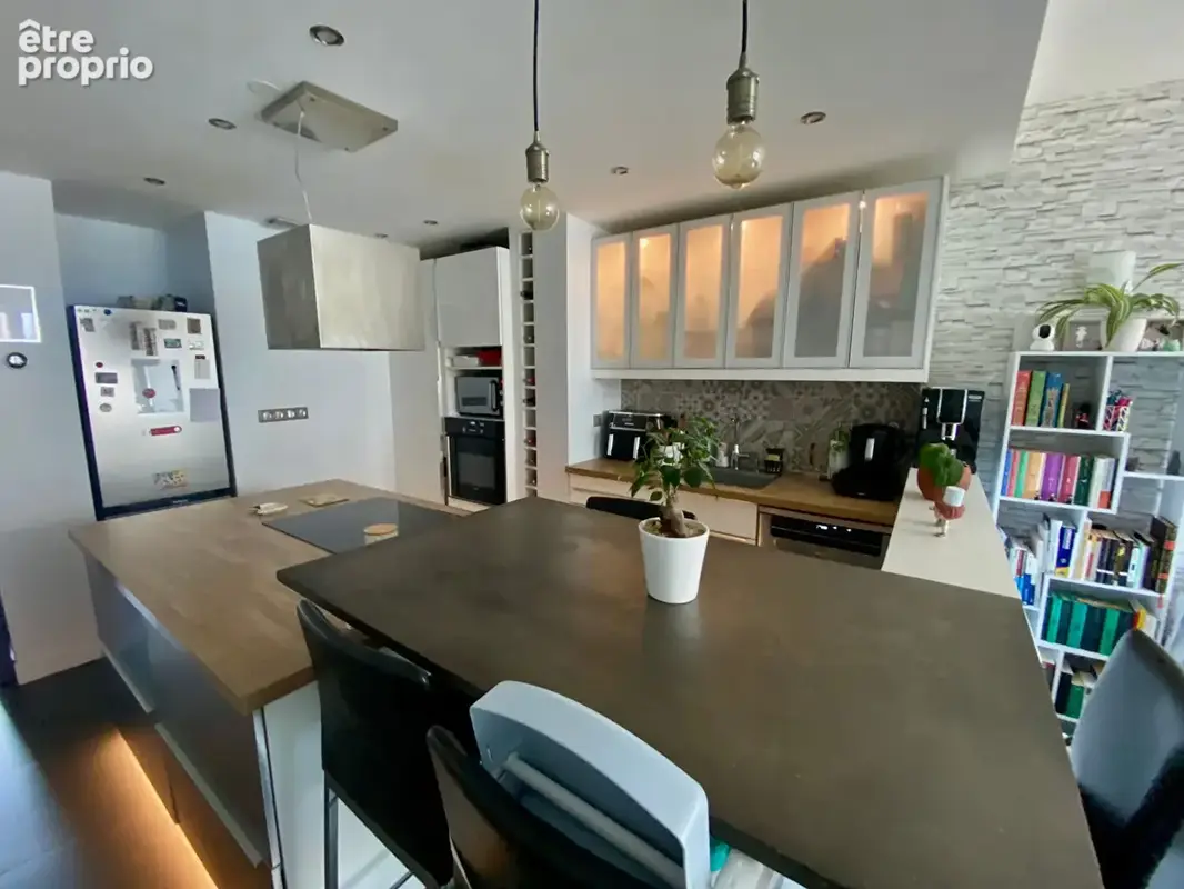 Appartement à SARTROUVILLE