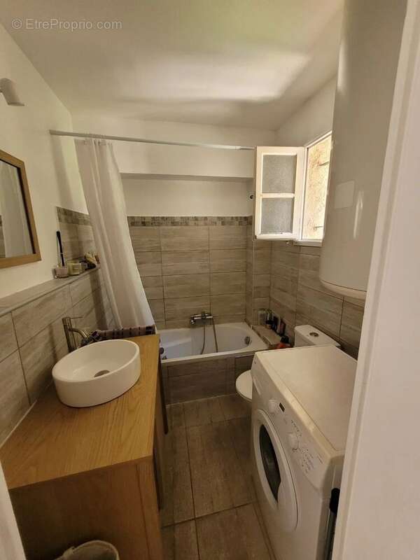Appartement à PEYMEINADE
