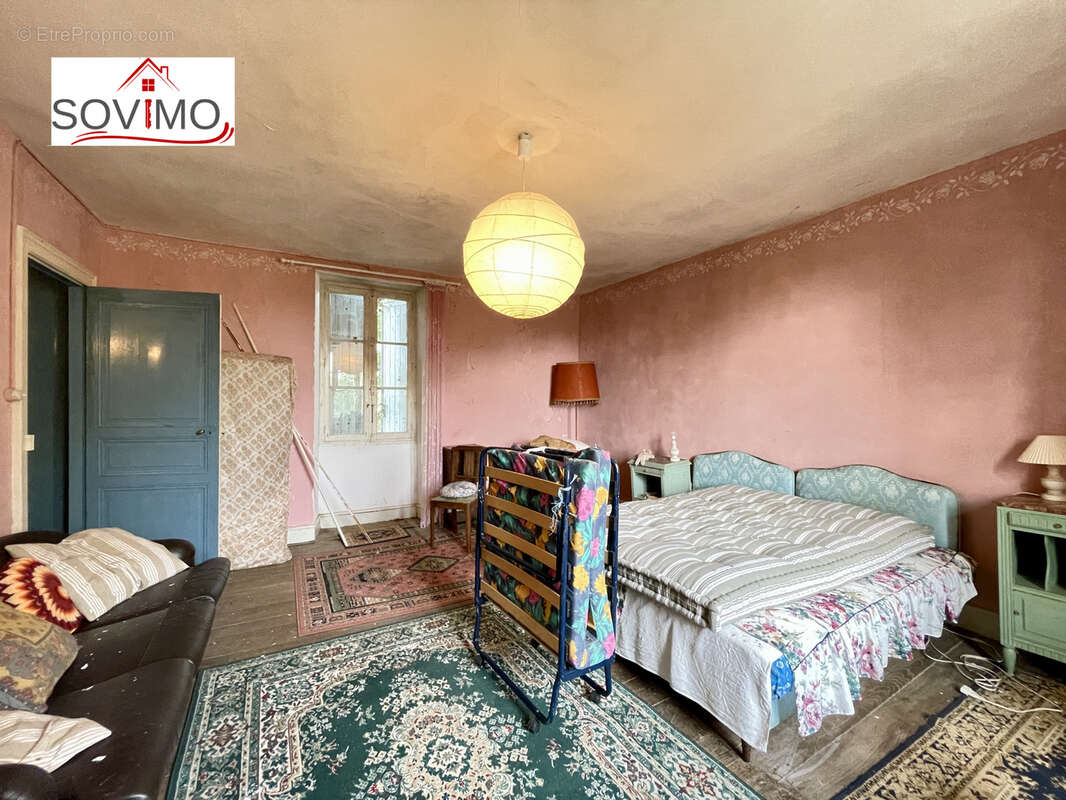 Au coeur d'un petit hameau, authentique maison de caractère indépendante, a rénover, avec terrain attenant - photo 16