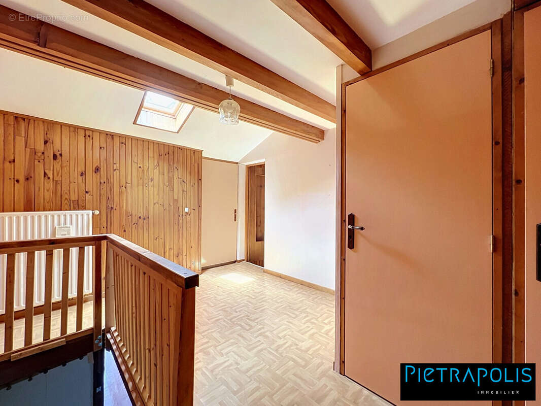 Maison 87 m² à Labalme  - photo 9