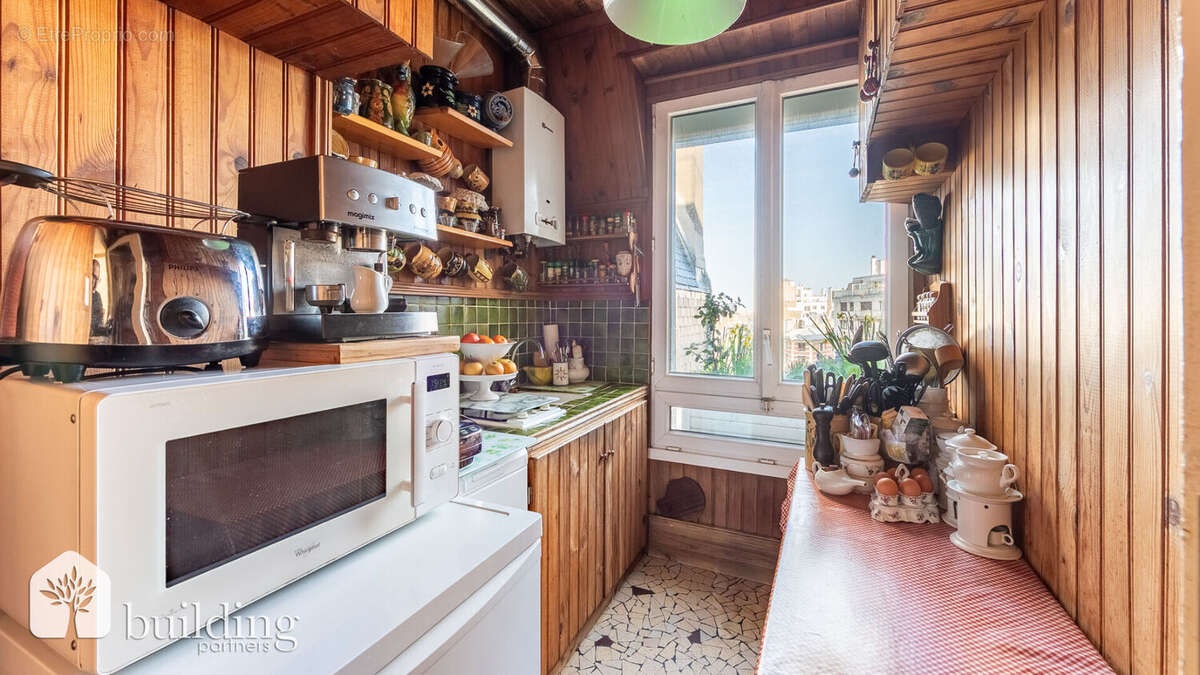 Appartement à PARIS-17E