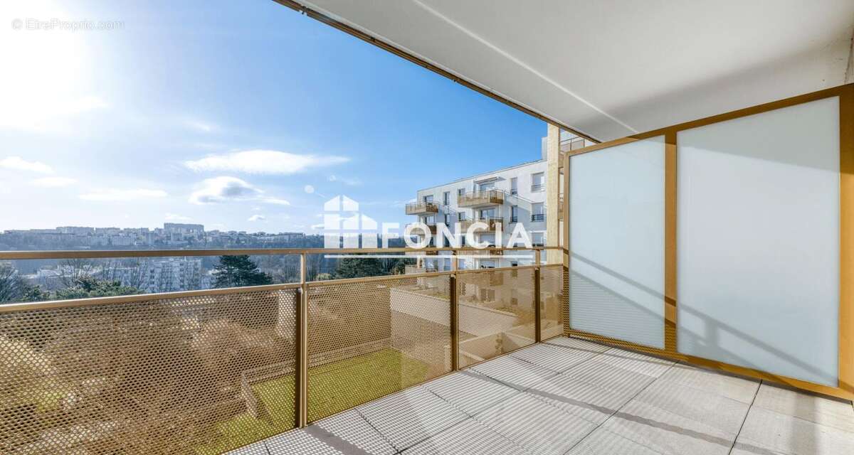 Appartement à LYON-9E