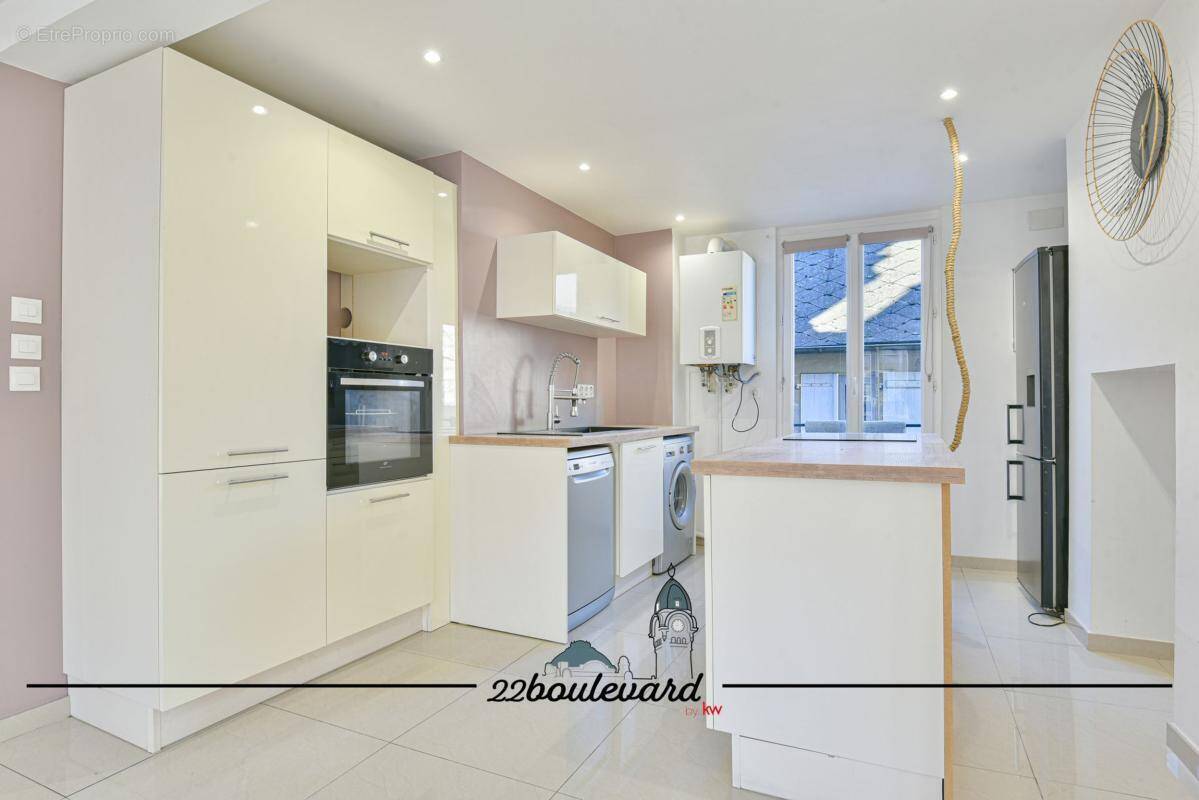 Appartement à BRIVE-LA-GAILLARDE