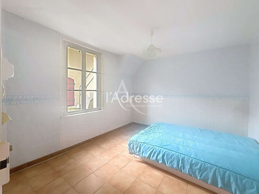 Maison à NANTEUIL-LE-HAUDOUIN