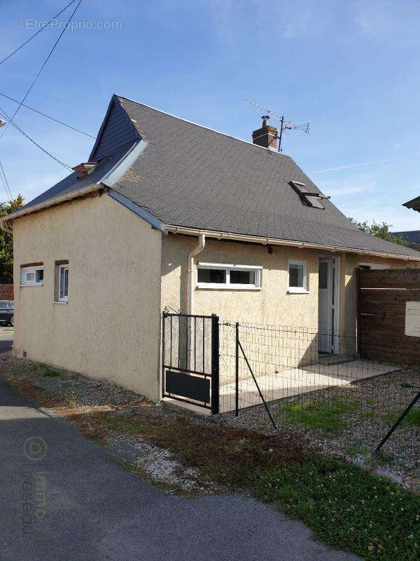 Appartement 82 m² à Breteuil  - photo 4