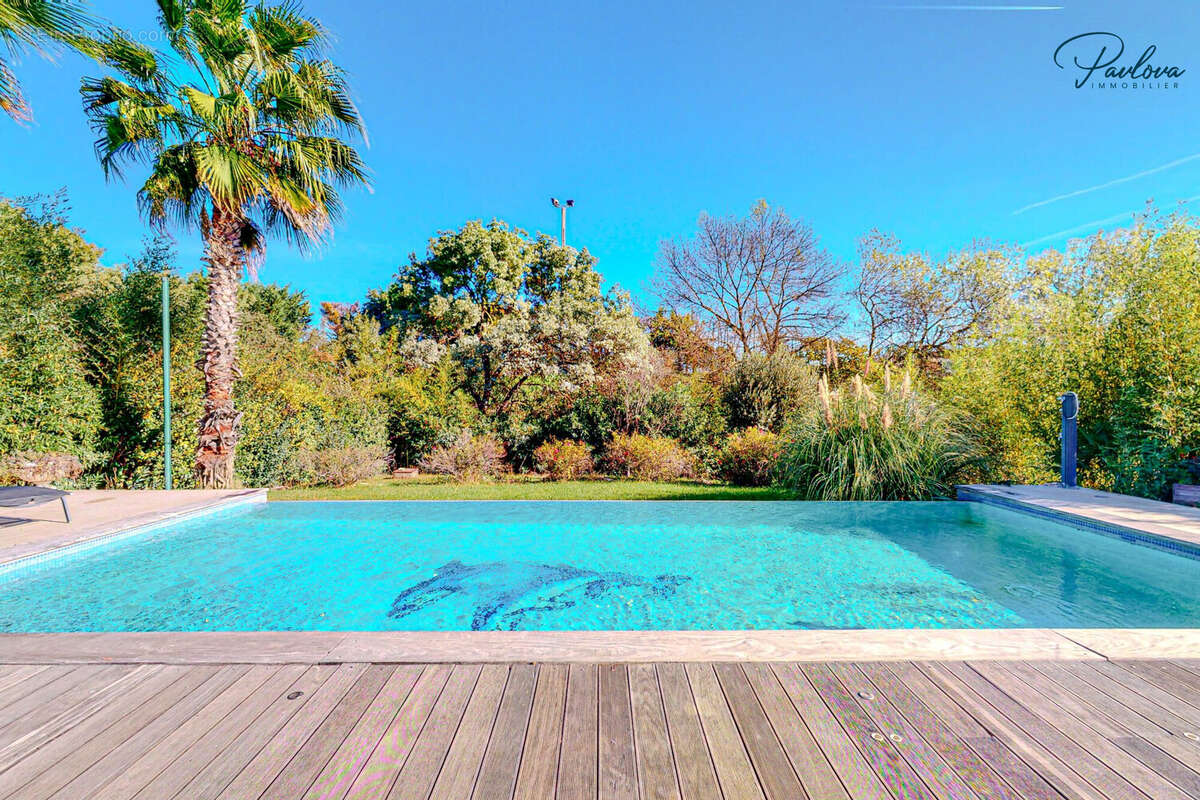 Maison à VAILHAUQUES