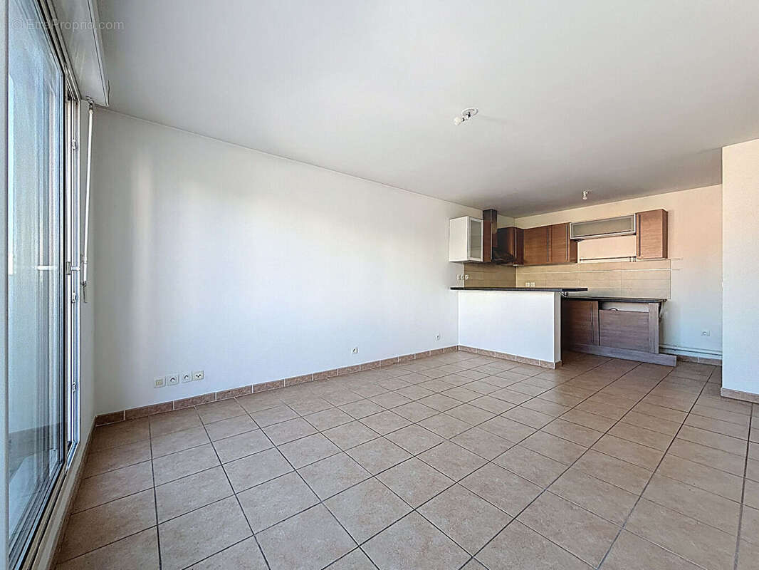Appartement à MARSEILLE-11E