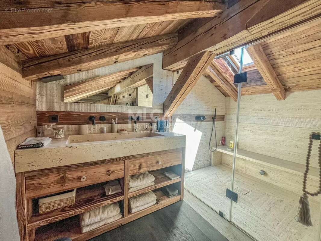 Maison à SAINT-ETIENNE-DE-TINEE